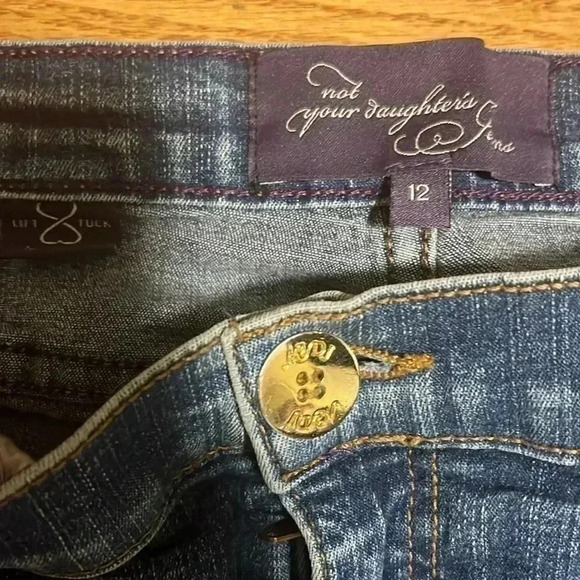 [12]NYDJ  Lift Tuck High Rise Wide Cuff Capri Crop Jeans - Picture 4 of 8